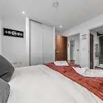 One Bedroom Flat In Central London Bp106